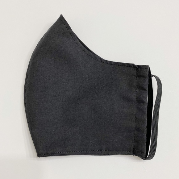 🇱🇷 Adult-Sized FACE MASK with Filter Pocket - Picture 3 of 4